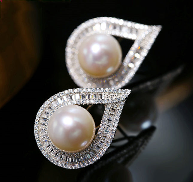 Freshwater Pearl Stud Earrings - Large Grain High Quality | GemTime Collective