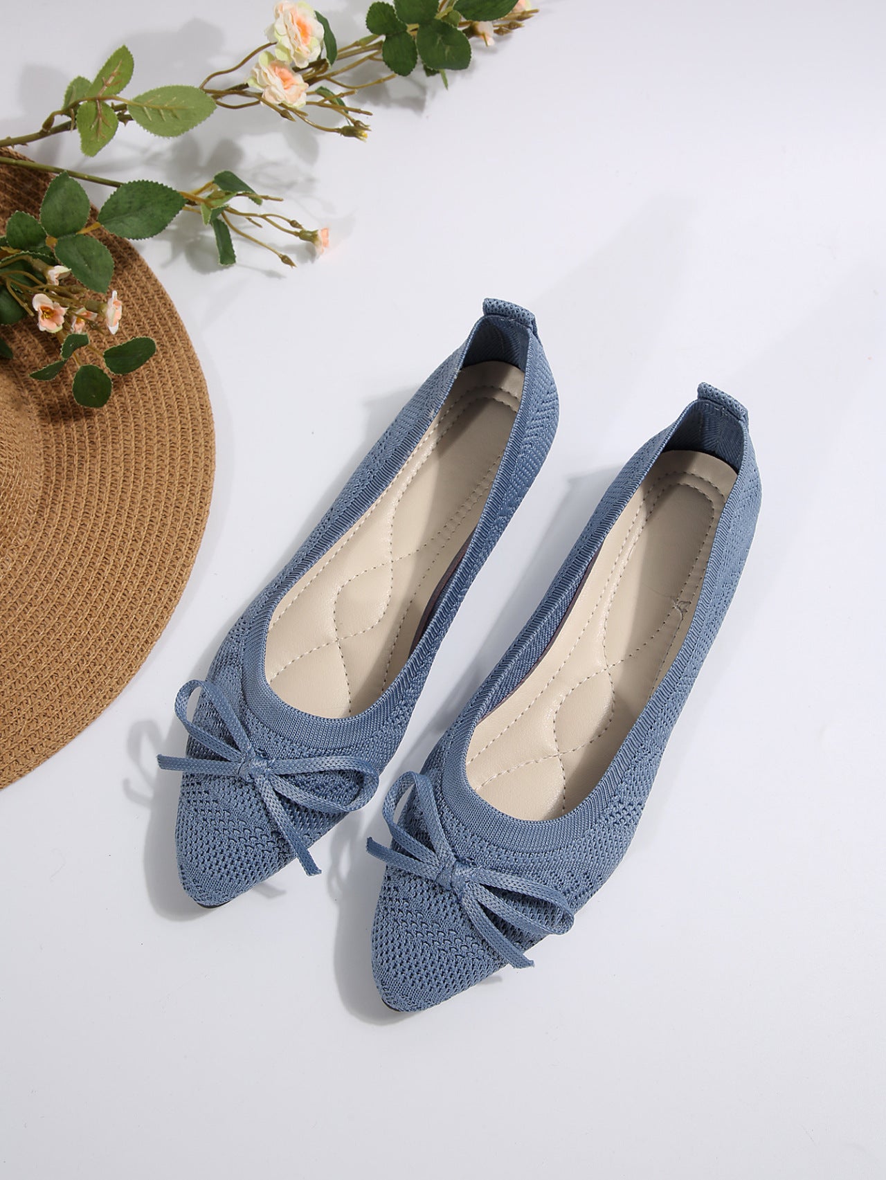 Women's Bow Knitted Loafers - Pointed-Toe Flats | GemTime Collective